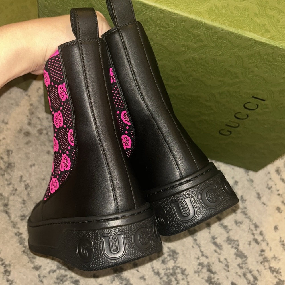 Gucci Women's GG Supreme Chelsea Boot - Picture 3 of 15